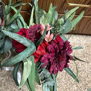 Hidden Botanics bridesmaid bouquets